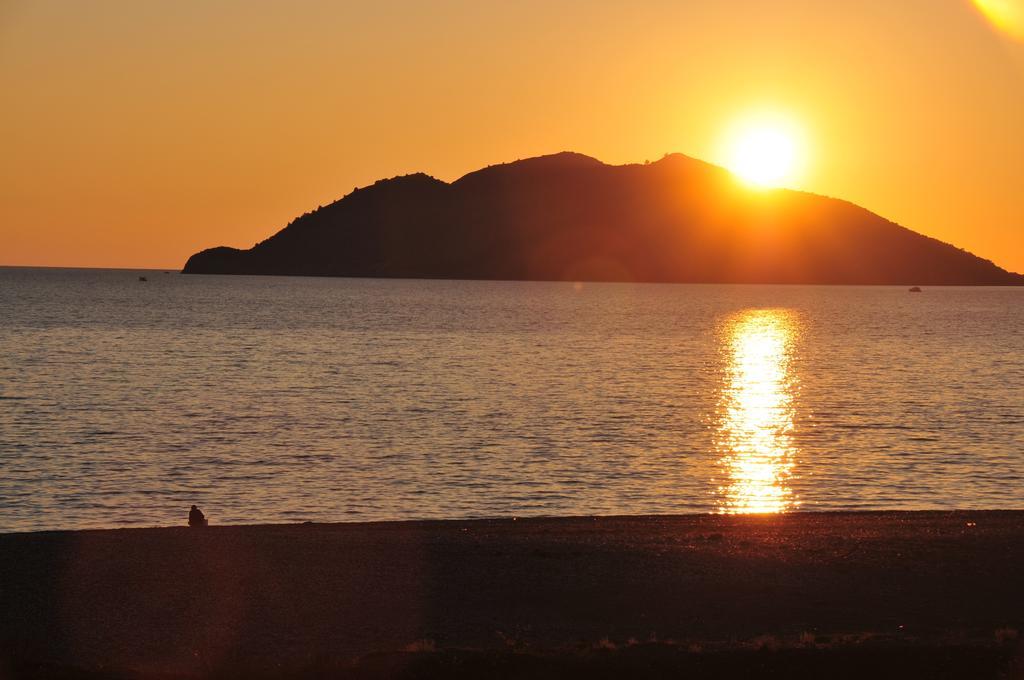 Kerim Hotel Fethiye Bagian luar foto